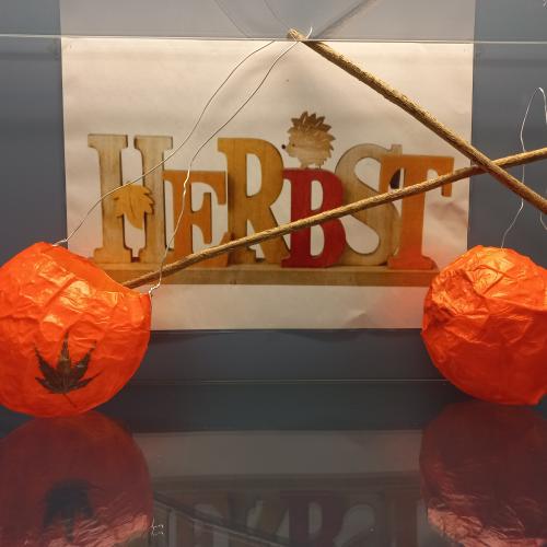 Farbenfrohe Lampions für den Herbst
